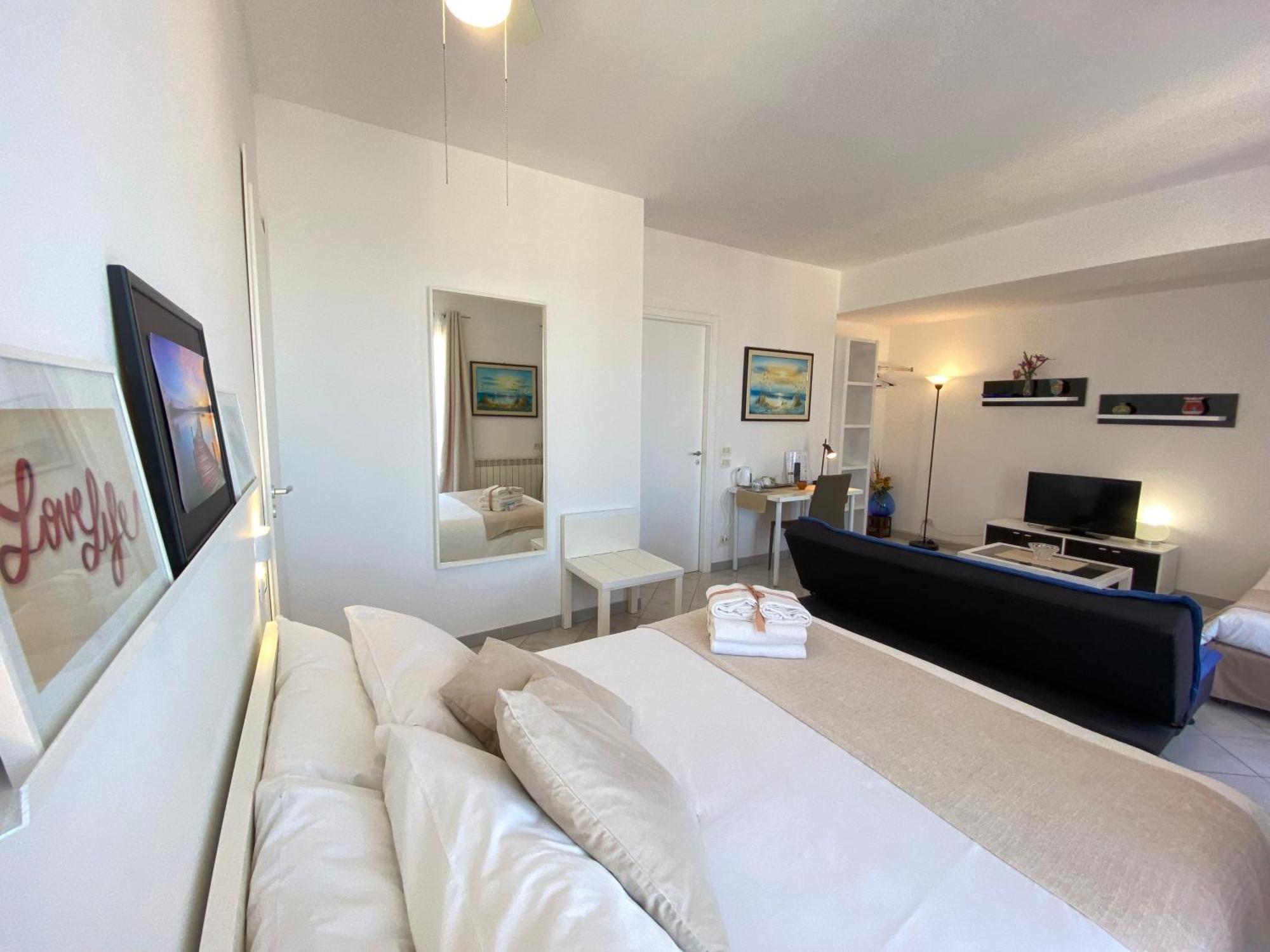 Ma&Mi Guest House Cefalu Phòng bức ảnh