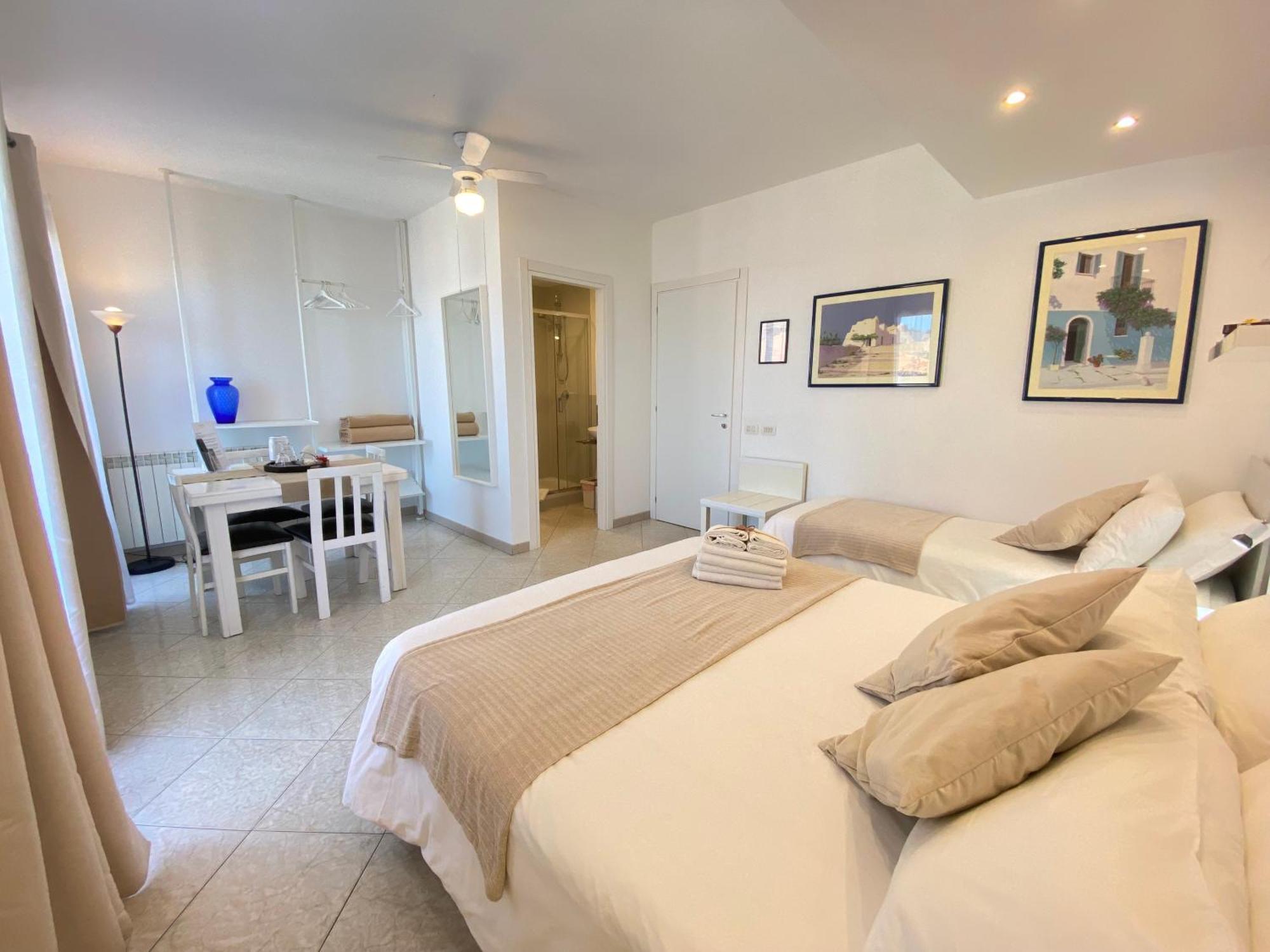Ma&Mi Guest House Cefalu Phòng bức ảnh