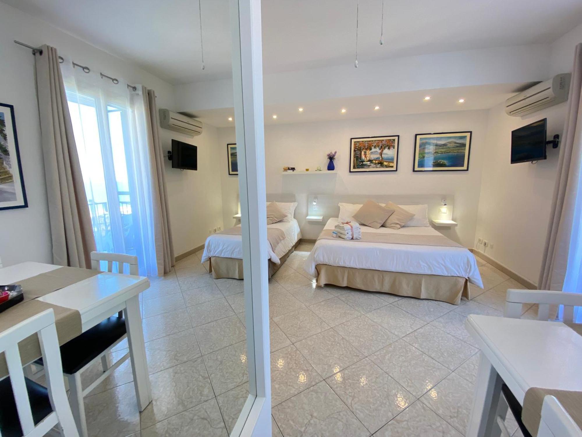 Ma&Mi Guest House Cefalu Phòng bức ảnh